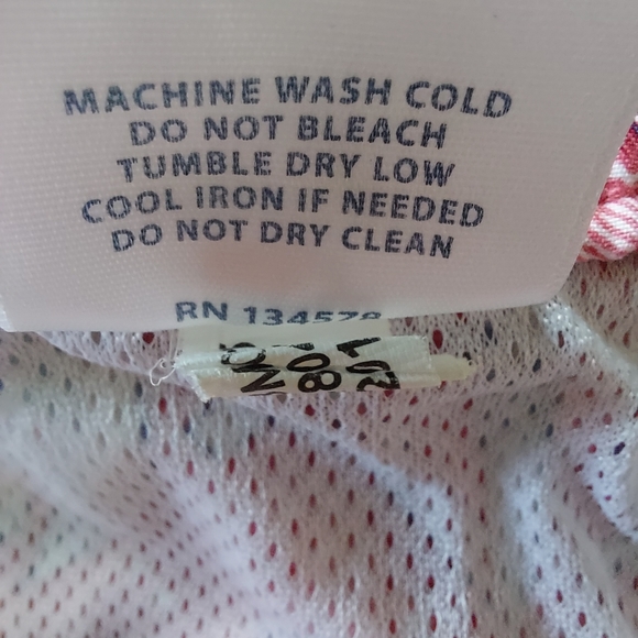 Vineyard Vines Men's Chappy Swim Trunks - Picture 7 of 12